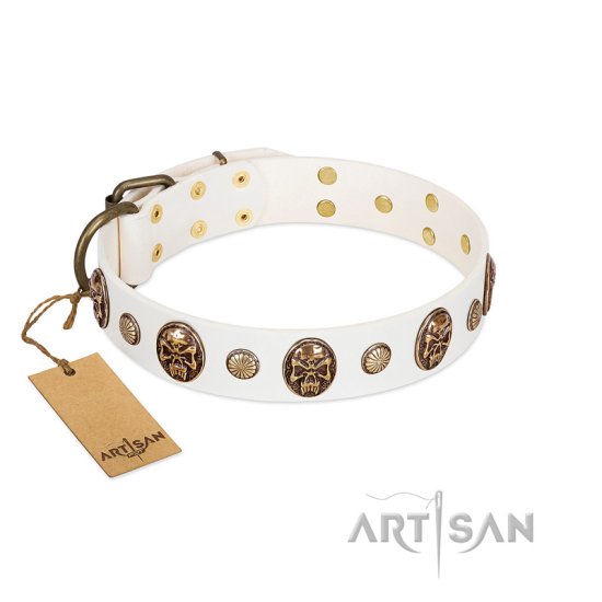 "Fatal Beauty" FDT Artisan White Leather Dog Collar with Old Bronze-like Studs and Oval Brooches